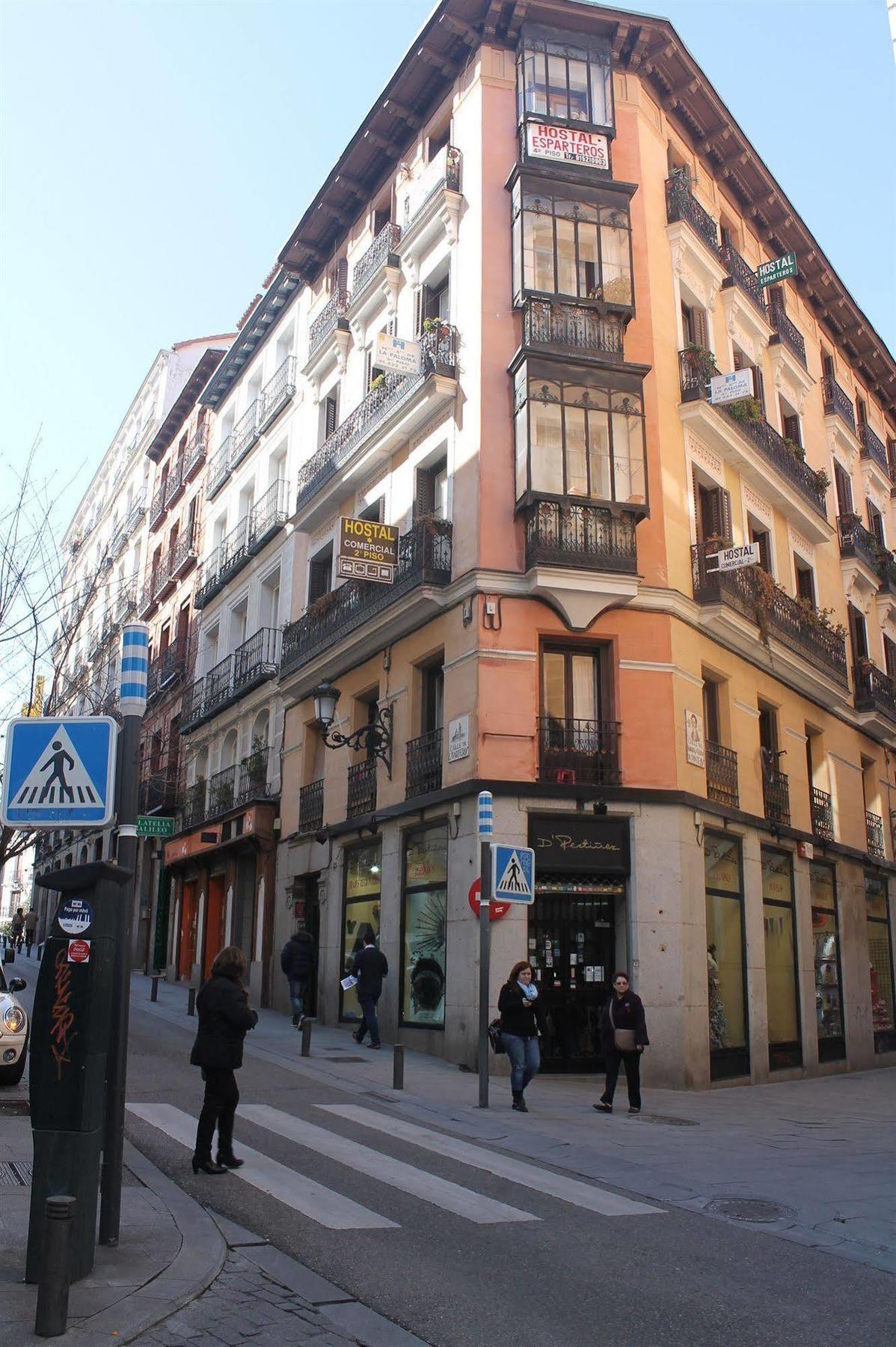 Hostal Comercial Madrid Exterior foto